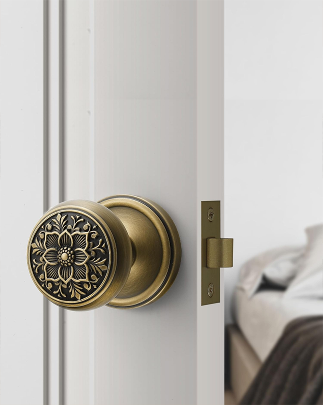 Antique Brass Door Knob with Intricate Floral Design – Privacy Handles Elegant and Durable for Interior Doors, Classic Vintage Look for Home or Office Decor (Antique Brass, Privacy-2.375 in)