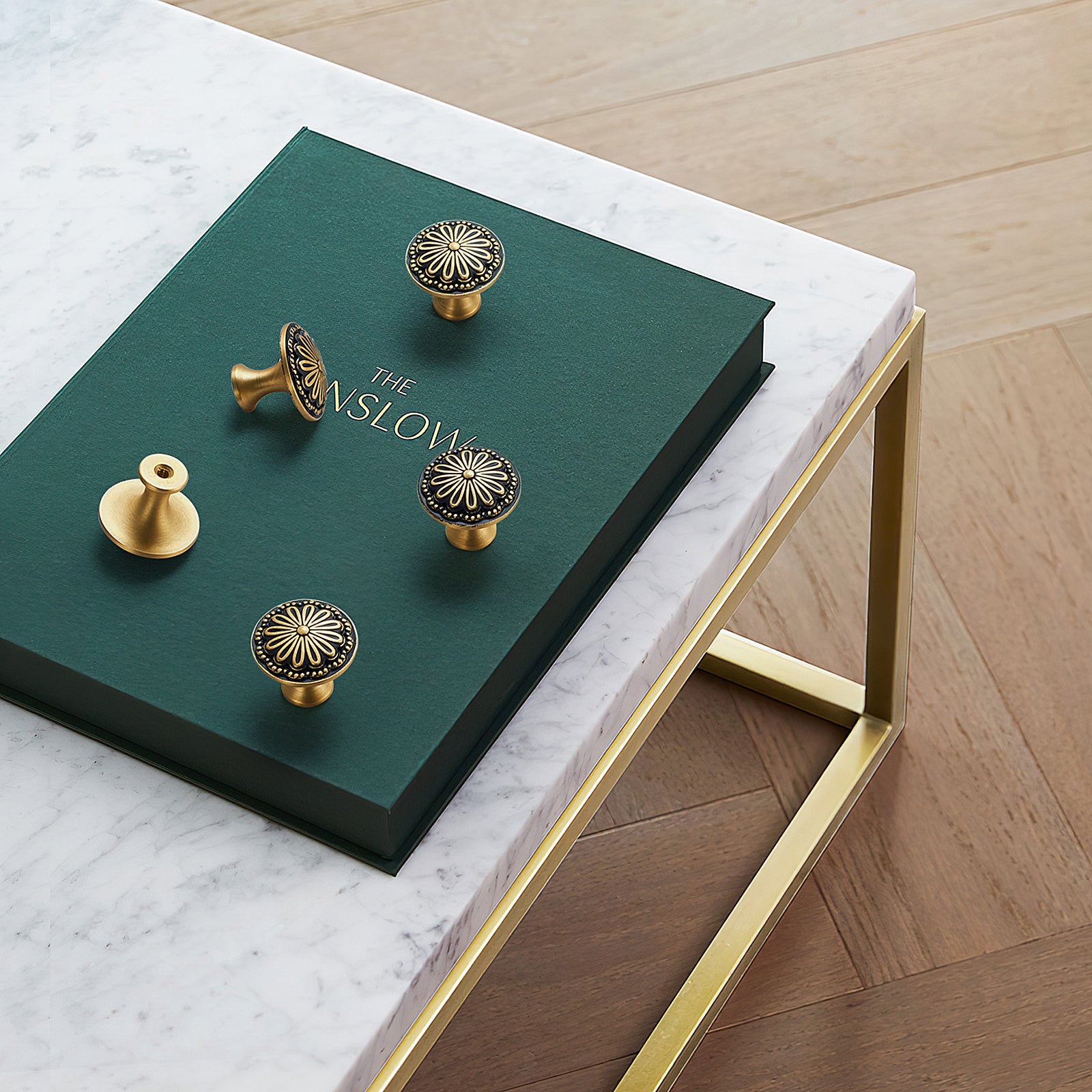 Black and Brushed-Gold Cabinet-Knobs  Flower Brass Drawer Pulls for Dresser Cabinet Hardware