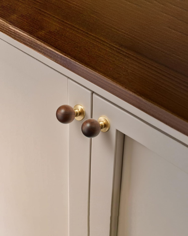 Wood and Brass Cabinet Knobs, 1-1/8inch Round Drawer Pull, Natural Wooden Handle for Furniture, Cabinets, and Drawers 2 Pack